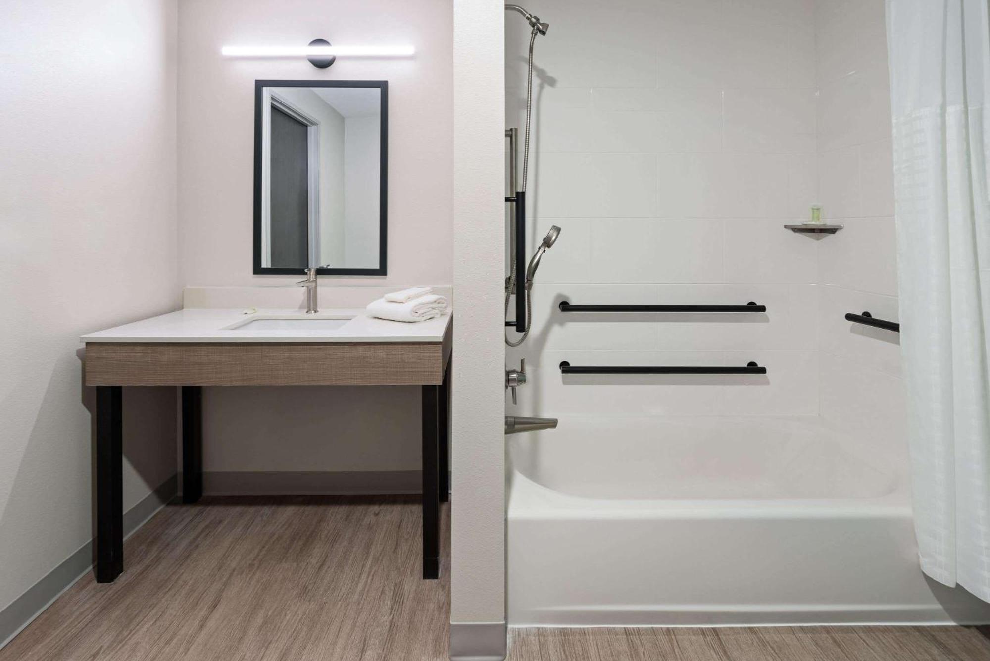Innsbrook Echo Suites Extended Stay By Wyndham Richmond West מראה חיצוני תמונה