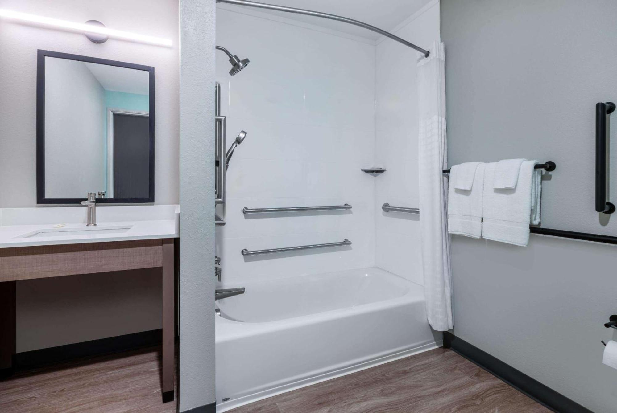 Innsbrook Echo Suites Extended Stay By Wyndham Richmond West מראה חיצוני תמונה